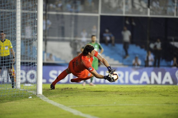 Cássio não quer Corinthians 'sofrendo' com pênaltis após ser herói