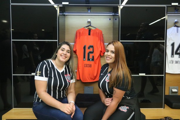 Tour da Arena Corinthians comemora o 'ms da mulher' com aes promocionais