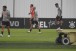 Gustagol volta a treinar com bola, e Corinthians inicia prepara��o para duelo com a Ferrovi�ria