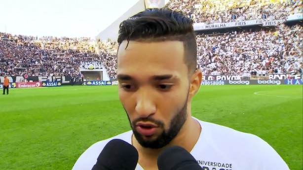 Clayson foi autor do segundo gol do Timão contra o Santos