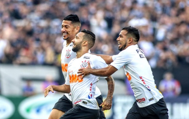 Corinthians e Santos voltam a se enfrentar no prximo dia 8, pelo jogo de volta da semifinal do Paulista