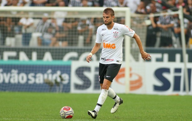 Onipresente, o zagueiro Henrique chegou ao Corinthians em 2018.