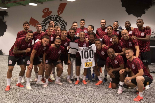 Clayson fará seu jogo de número 100 com a camisa do Corinthians