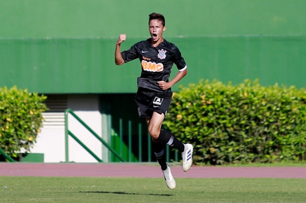 Corinthians conquistou trs pontos importantes para a sequncia do Brasileiro