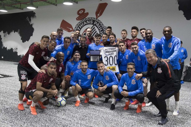 Fagner completa 300 jogos com a camisa do Corinthians nesta quarta-feira
