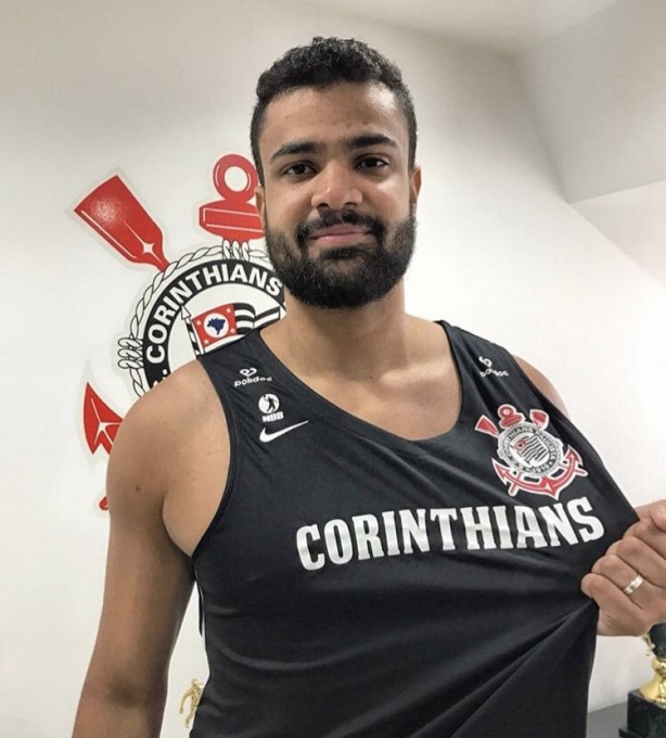 Wesley Castro foi anunciado pelo Corinthians nesta quinta-feira