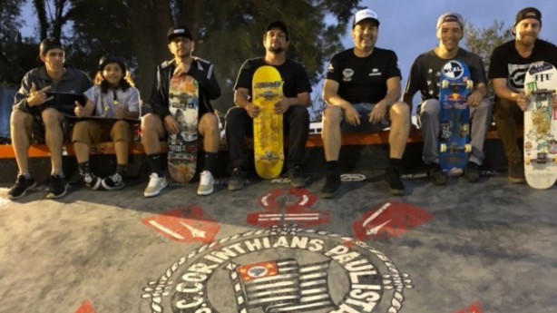 Mineirinho visitou o Skate Park do Corinthians nesta quinta-feira