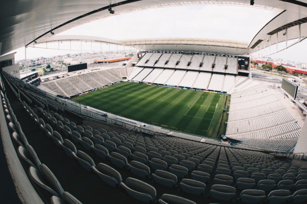 Arena Corinthians tem negociaes entre clube e Caixa em rota de coliso