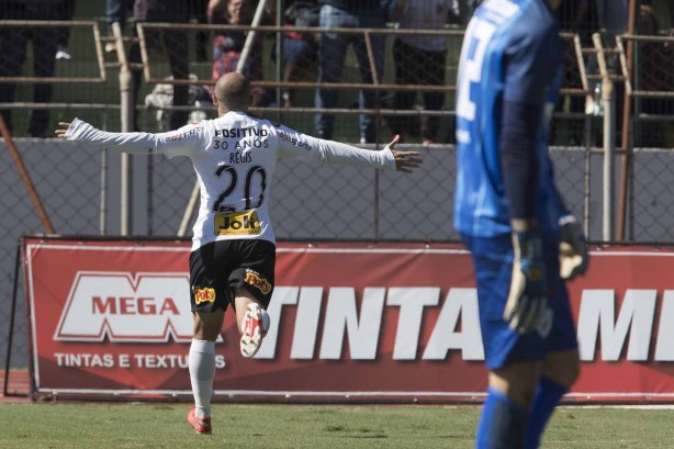 Rgis fez gol contra o Vila Nova e repetiu diante do Londrina