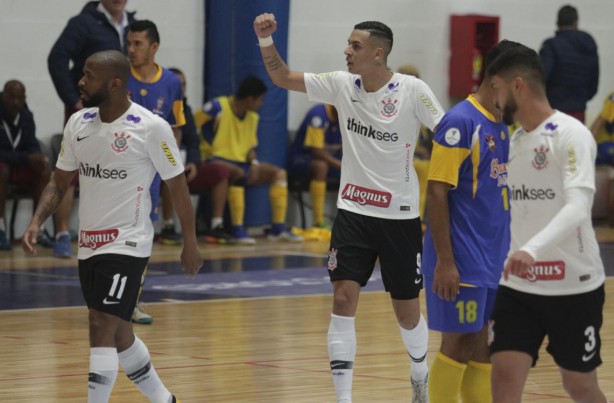 Corinthians venceu em sua primeira apario na Copa Libertadores de Futsal
