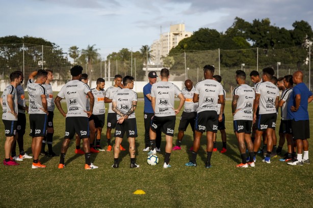 Corinthians visita Fortaleza neste domingo, s 19h, no Castelo, pelo Brasileiro
