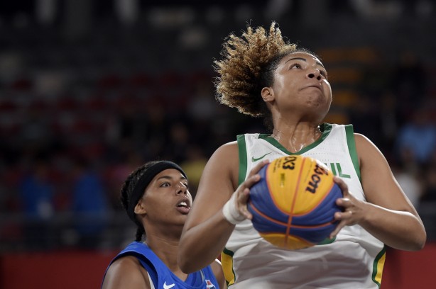 Seleo Brasileira de basquete 3x3 feminino tem uma vitria e duas derrotas at o momento da competio