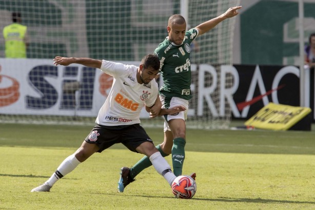 O jogo entre Corinthians e Palmeiras ser televisionado na TV aberta mesmo no domingo s 19h