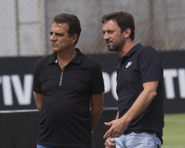 Duilio Monteiro Alves confirmou sua candidatura � presid�ncia e deixou a dire��o de futebol a cargo de Jorge Kalil