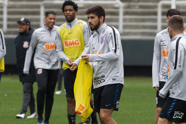 Bruno Méndez voltou a treinar com o Corinthians nesta quarta-feira