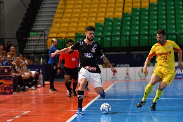 O Corinthians enfrentou o Magnus/Sorocaba na semifinal do Mundial de Futsal