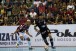 Corinthians come�a mal, mas bate o Atl�ntico e garante segundo lugar da LNF