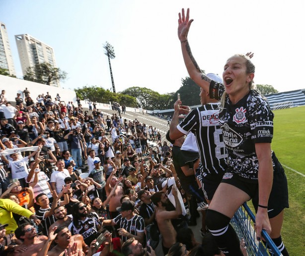 Torcida do Corinthians tem compromisso domingo na Fazendinha: final do Brasileiro Feminino