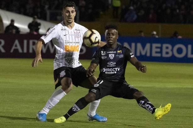 Corinthians foi eliminado da Sul-Americana na noite desta quarta-feira