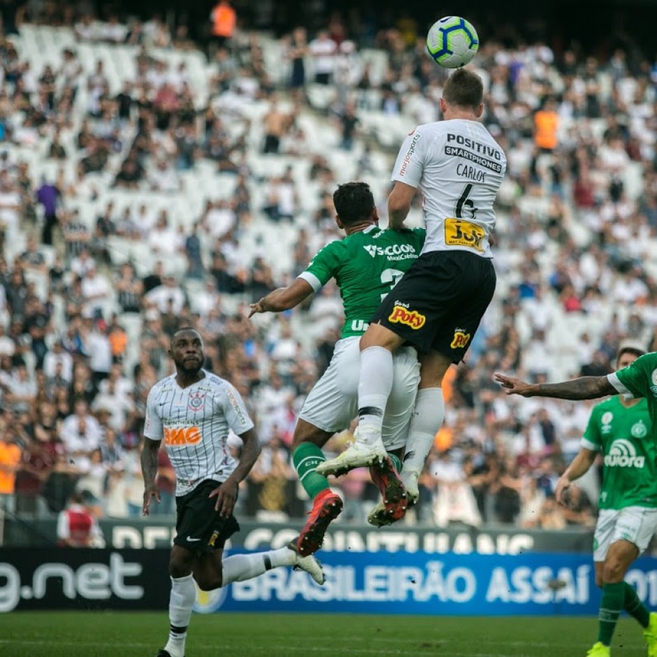 O Corinthians volta a enfrentar a Chapecoense pelo Brasileiro nesta quarta-feira