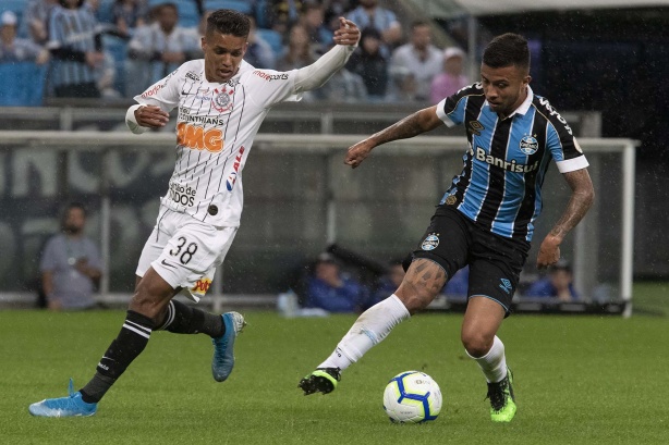 Criação do Corinthians esbarrou em vários erros técnicos