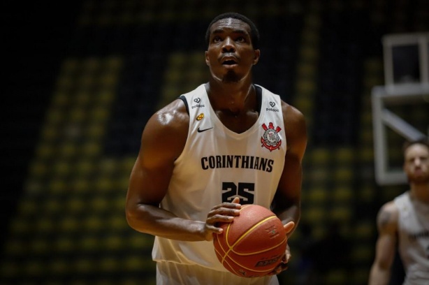 Corinthians encara o Franca na decisão do Paulistão de Basquete