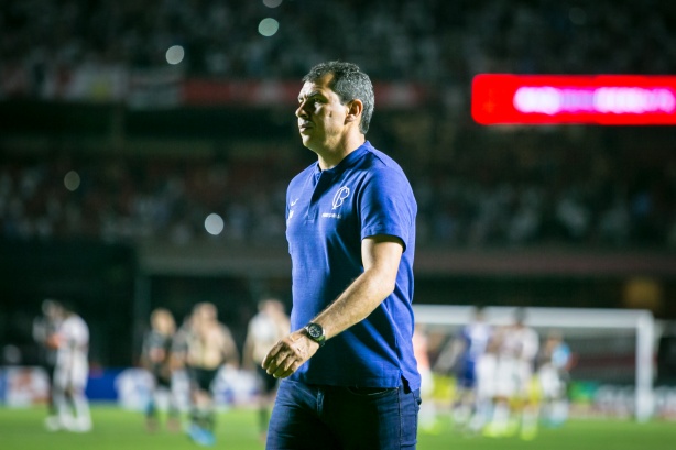Carille não escondeu a frustração com o desempenho do Corinthians