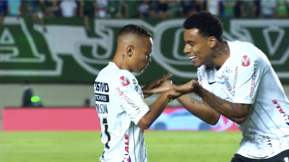 Confira os melhores momentos de Goiás 2x2 Corinthians