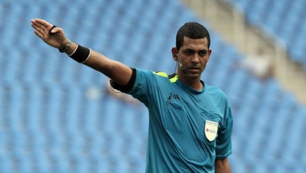 Wagner do Nascimento Magalh�es � o respons�vel por apitar o jogo entre Corinthians e Goi�s nesta quarta-feira