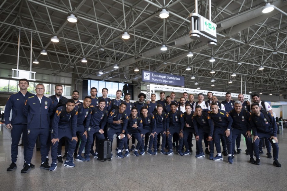 A Seleo Brasileira desembarcou em Braslia, local da estreia na Copa do Mundo Sub-17