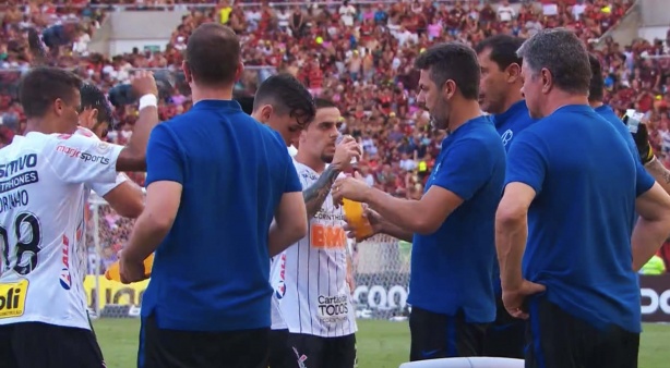 Corinthians perdeu para o Flamengo neste domingo