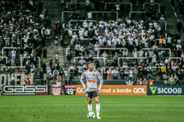 Corinthians voltou a vencer ap�s oito rodadas de jejum no Brasileiro