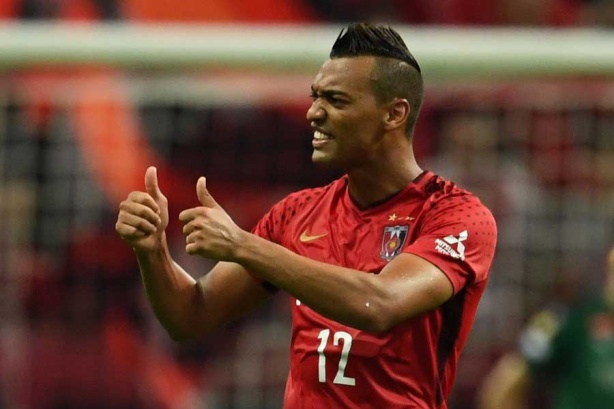 Fabrício hoje atua no Urawa Red Diamonds, do Japão, mas fez parte das categorias de base no Corinthians