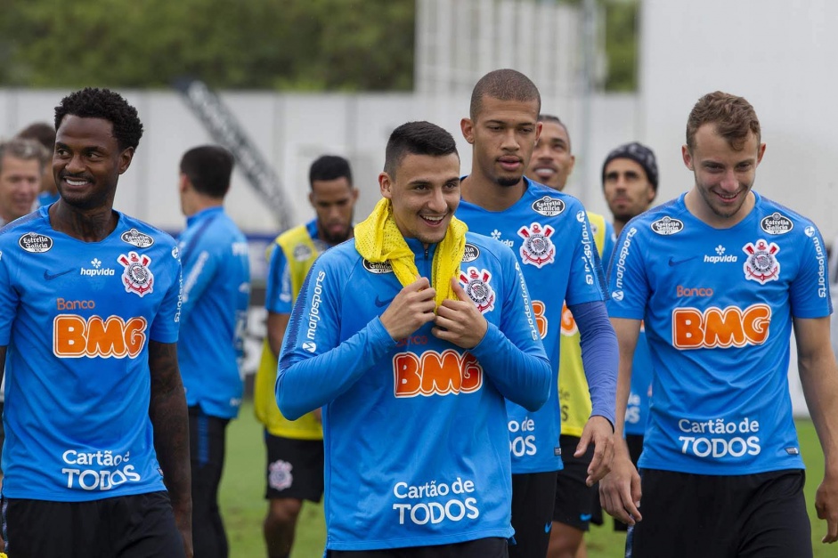 Guilherme Mantuan e Joo Victor devem ser liberados nos prximos dias; Oeste e Inter de Limeira disputam a dupla