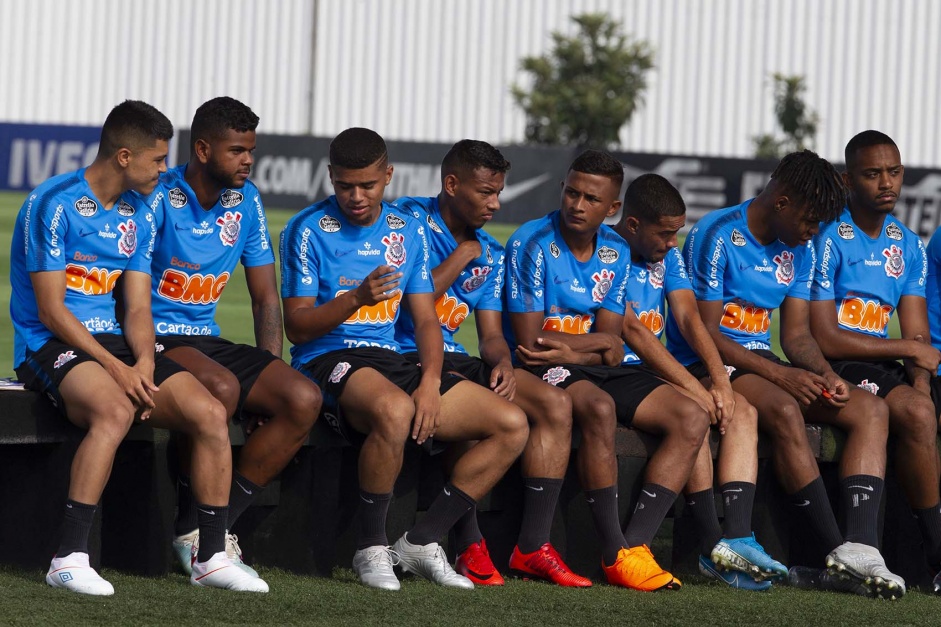 Dez garotos entraram em campo no jogo-treino contra a Inter de Limeira
