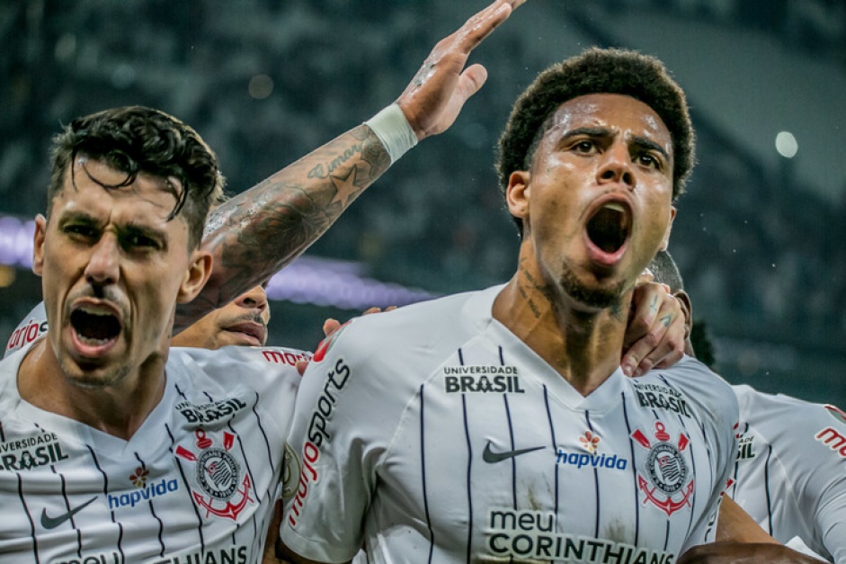 Veja a repercussão e memes nas redes da vitória do Corinthians diante do Avaí