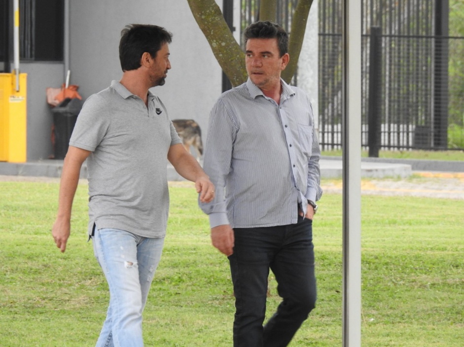 Dulio Monteiro Alves e Andrs Sanchez; diretoria do Corinthians mudou os alvos para 2020 com Tiago Nunes