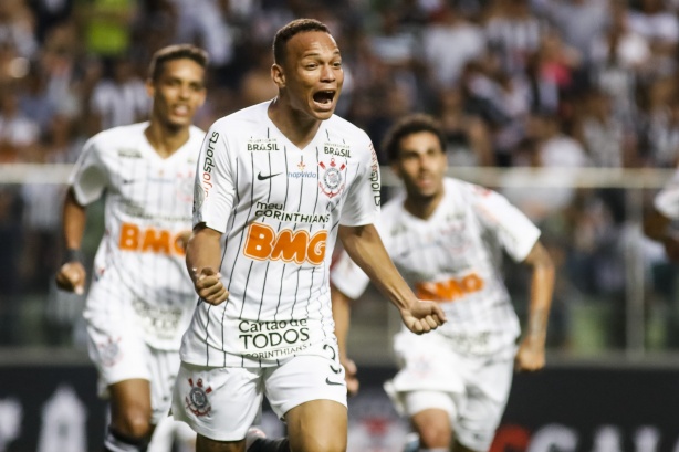 Janderson comemorou o seu crescimento no Corinthians no final de 2019