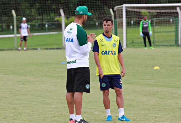 Michael tem contrato com o clube goiano até 2021