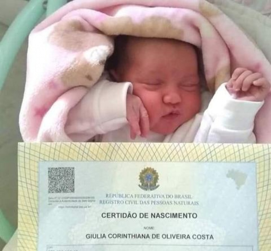 Giulia Corinthiana nasceu no ltimo dia 23, em Taubat