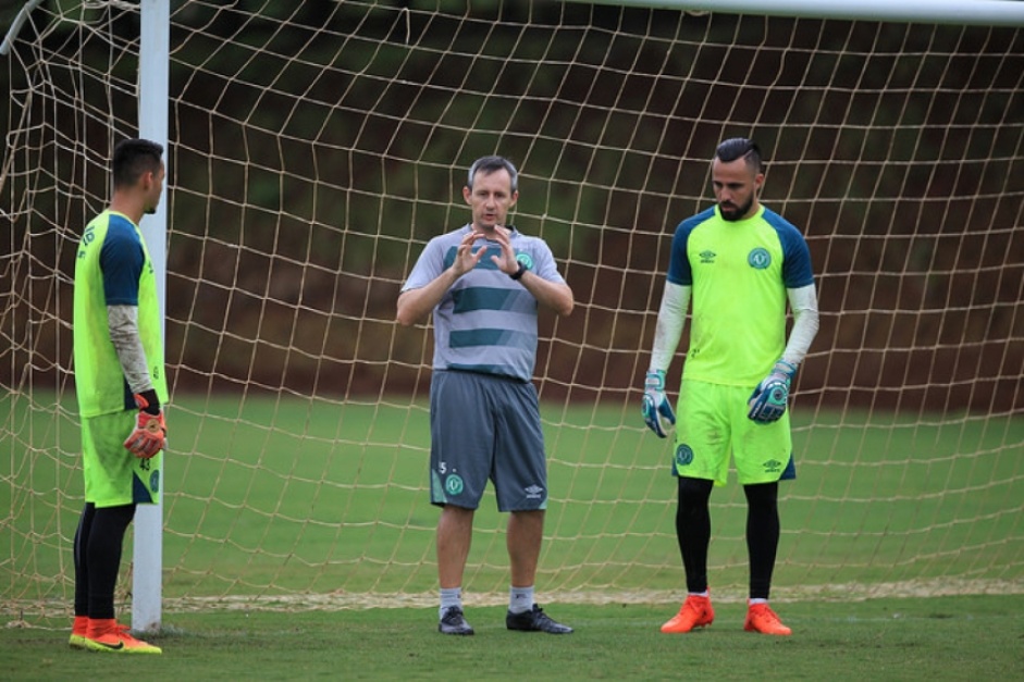 Marcelo Carpes, de 42 anos, ser o novo preparador de goleiros do Corinthians em 2020