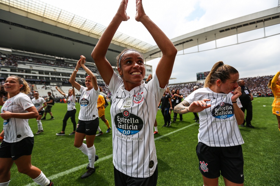O recorde de pblico na final do Paulista Feminino foi citado pela FIFA