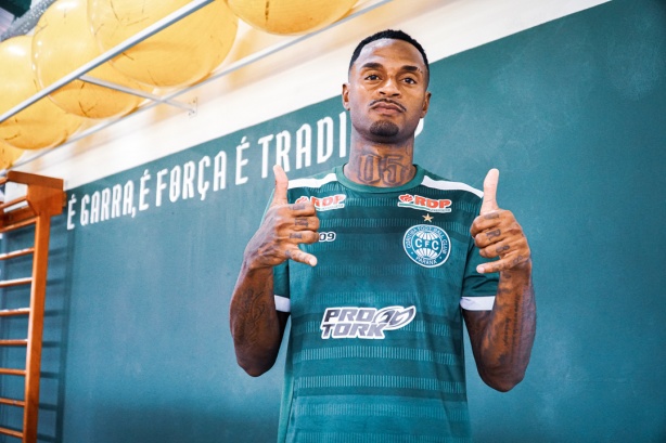 Renê Júnior é confirmado no Coritiba