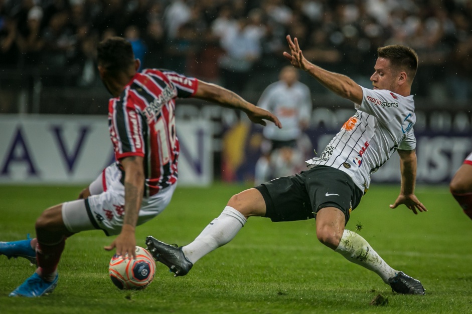 Ramiro foi um dos destaques na estreia do Corinthians no Paulisto