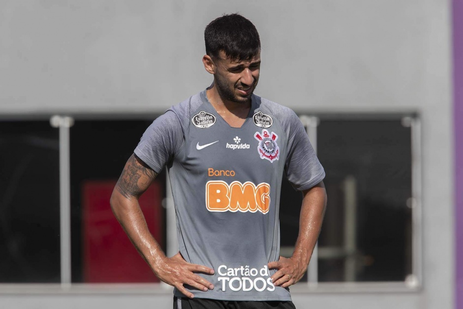 Camacho retornou ao Corinthians em 2020 aps temporada no Athletico Paranaense
