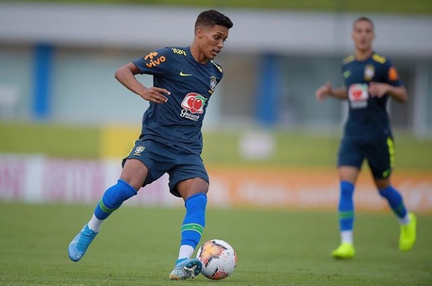 Pedrinho voltou a treinar e pode refor�ar o Brasil na fase final do Pr�-Ol�mpico