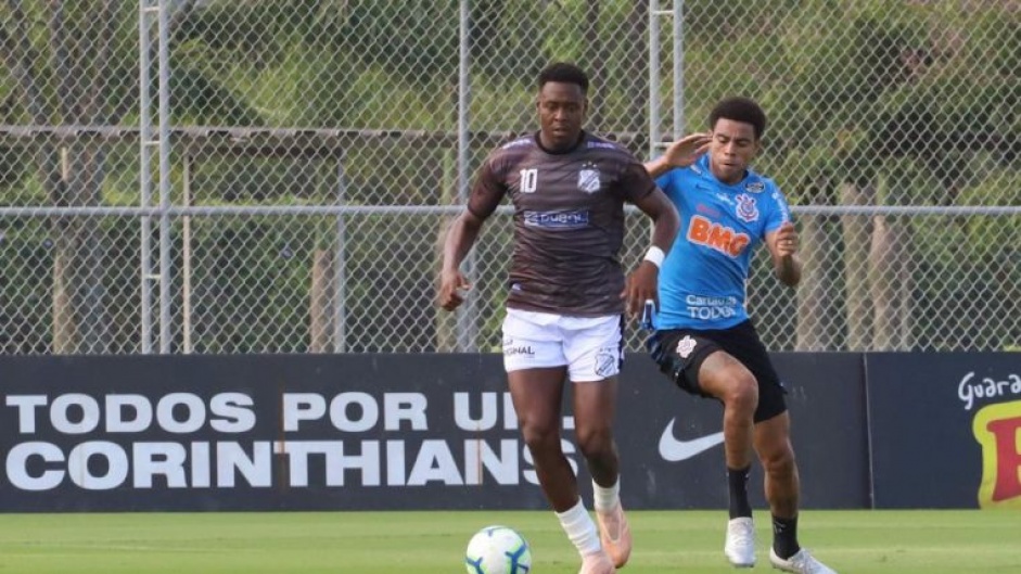 Volante da Inter de Limeira fala sobre duelo contra o Corinthians, no domingo