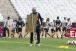 Da lateral ao ataque: Tiago Nunes tem treino solit�rio para definir escala��o de decis�o
