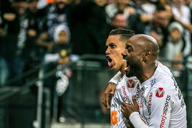 Pedrinho e Love ser�o titulares em decis�o desta quarta-feira