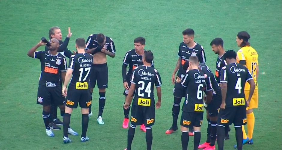 Corinthians jogou muito mal em DIadema